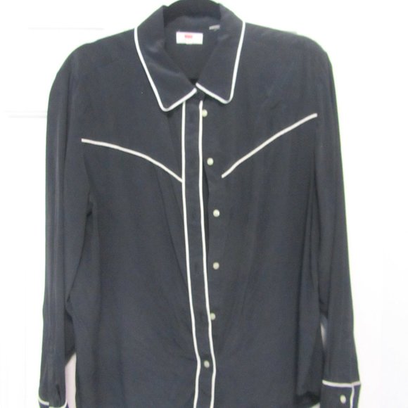 Levi's Women's Silk Shirt Alexandra Western Shirt in Charcoal Grey - Picture 1 of 9